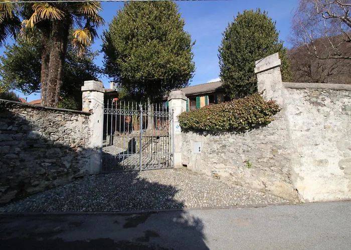 La Donia Antica Dimora Di Campagna * Pettenasco